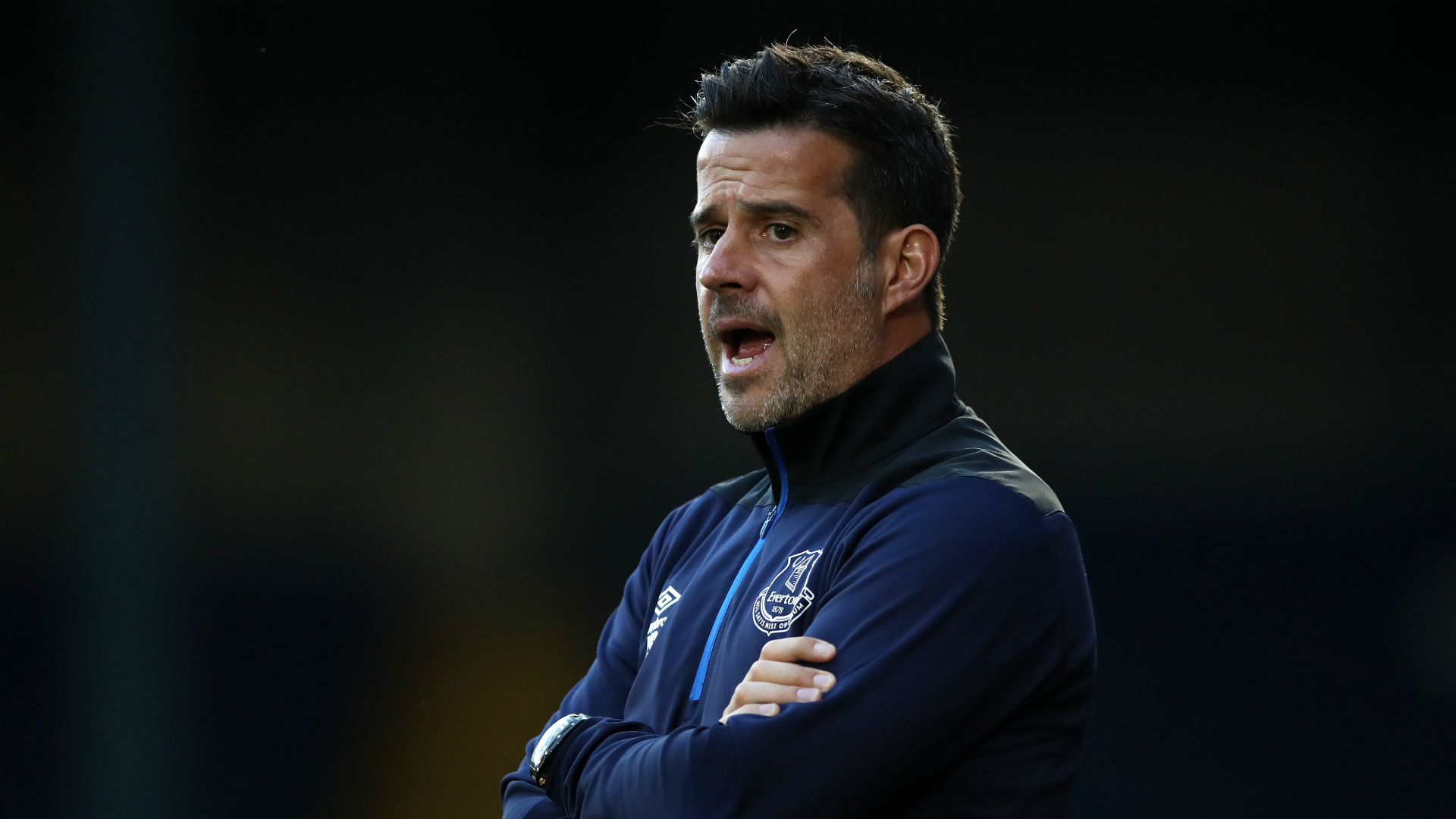 这三位备受 这三位备受